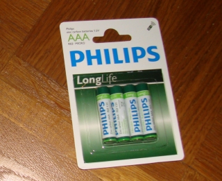 Originalbild zum Tauschartikel Philips Batterien LongLife 4 mal AAA