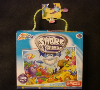Originalbild zum Tauschartikel GRAFIX Puzzle in a Box - Shark Friends