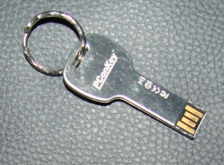Originalbild zum Tauschartikel USB Speicherstick Key 8GB GreatGadgets