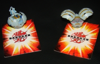 Originalbild zum Tauschartikel Bakugan Magnet Bälle mit Karten